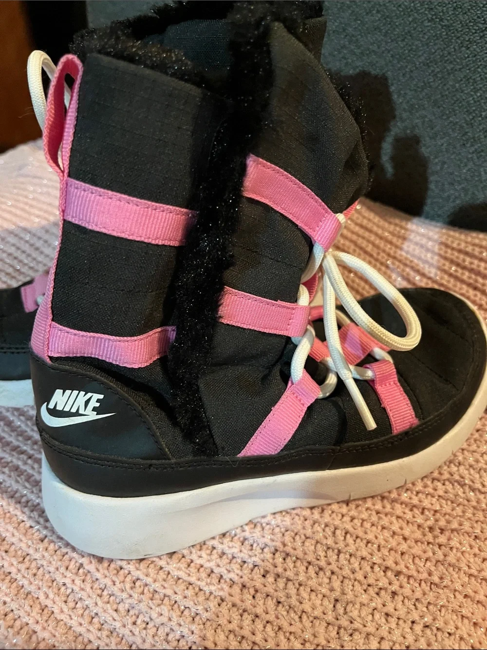 Nike Kids Black and Pink Winter Boots with Faux Fur Collar